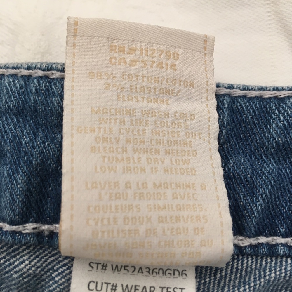 True Religion Ripped Jeans - Picture 4 of 6